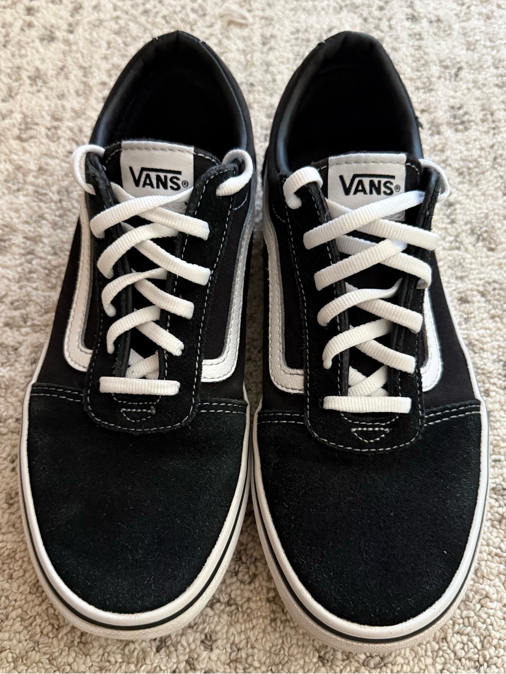 Vans Old Skool Black Low Top Sneakers Sz 5.5 Youth